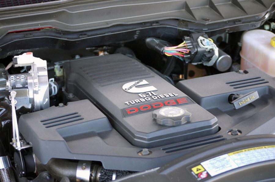  Dodge Ram 3500 Laramie Mega Cab 2010 года  (фото 22 из 37)